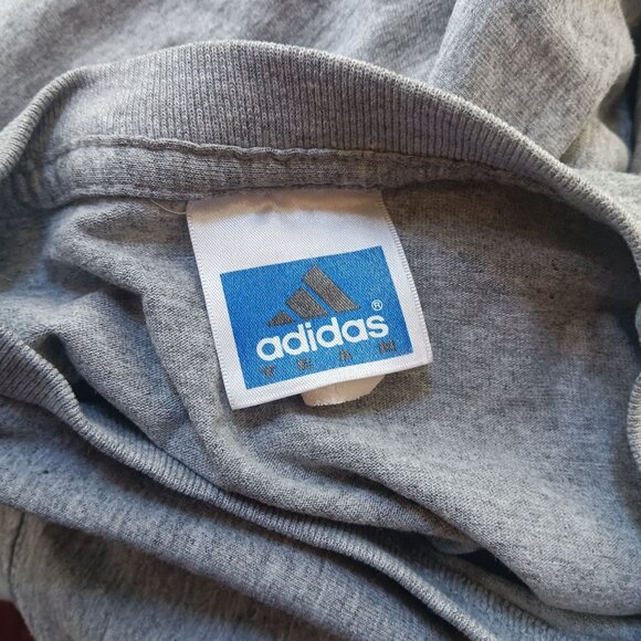 Small Vintage Adidas Huskers Graphic Tee Gray Short Sleeve 1990's Paint Distress - Picture 3 of 8